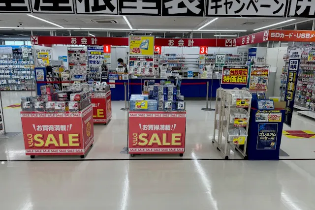 【エディオンおしくま店】ポップアップ・プロモーションに適した2Fレジ前スペース