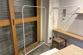 【松陰神社駅1分】ポップアップストアや食物販に最適な什器や備品が充実した路面スペース