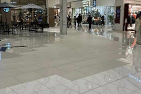 【イオンモール白山】モール内広告 床ステッカー(スターバックス前)