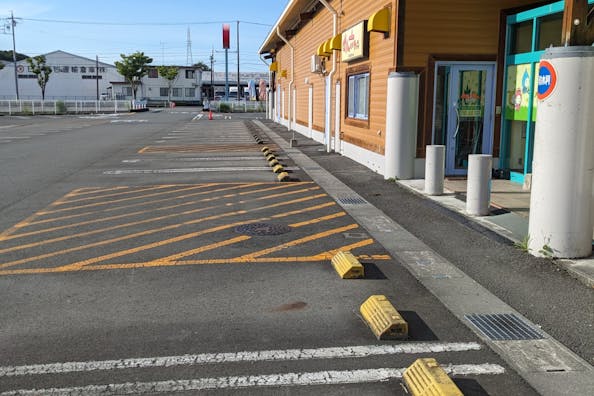 【ダイナム静岡袋井店ゆったり館】キッチンカー出店やプロモーションイベントに最適なアミューズメント施設のイベントスペース