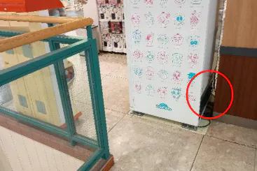【イオン下田店】エスカレーター横 販促プロモーションに最適なスーパー店内催事イベントスペース