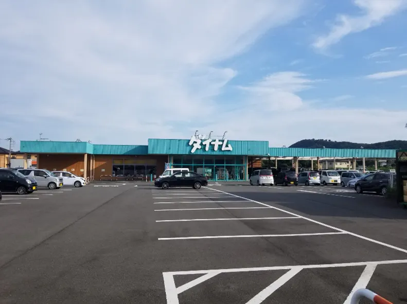 【ダイナム大間々店ゆったり館】キッチンカーやプロモーションイベントに最適なアミューズメント施設のイベントスペース
