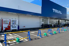 【スーパーセンタートライアル益城台店】キッチンカー(調理営業)出店限定/屋外 Ⓐキッチンカースペース