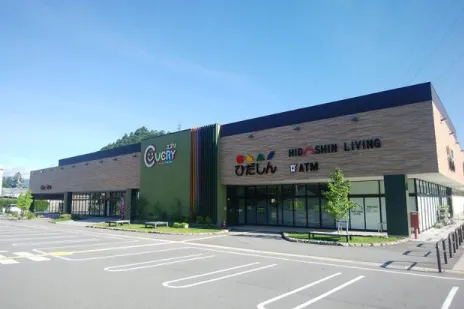 【エブリ東山店】物販や販促プロモーションに最適な入口近くの店内スペース