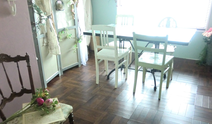 代官山の閑静な住宅街の中になる小さなスペースです。