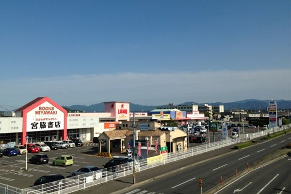 【フレスポ高松】プロモーションに利用可能なダイソー前半屋外スペース