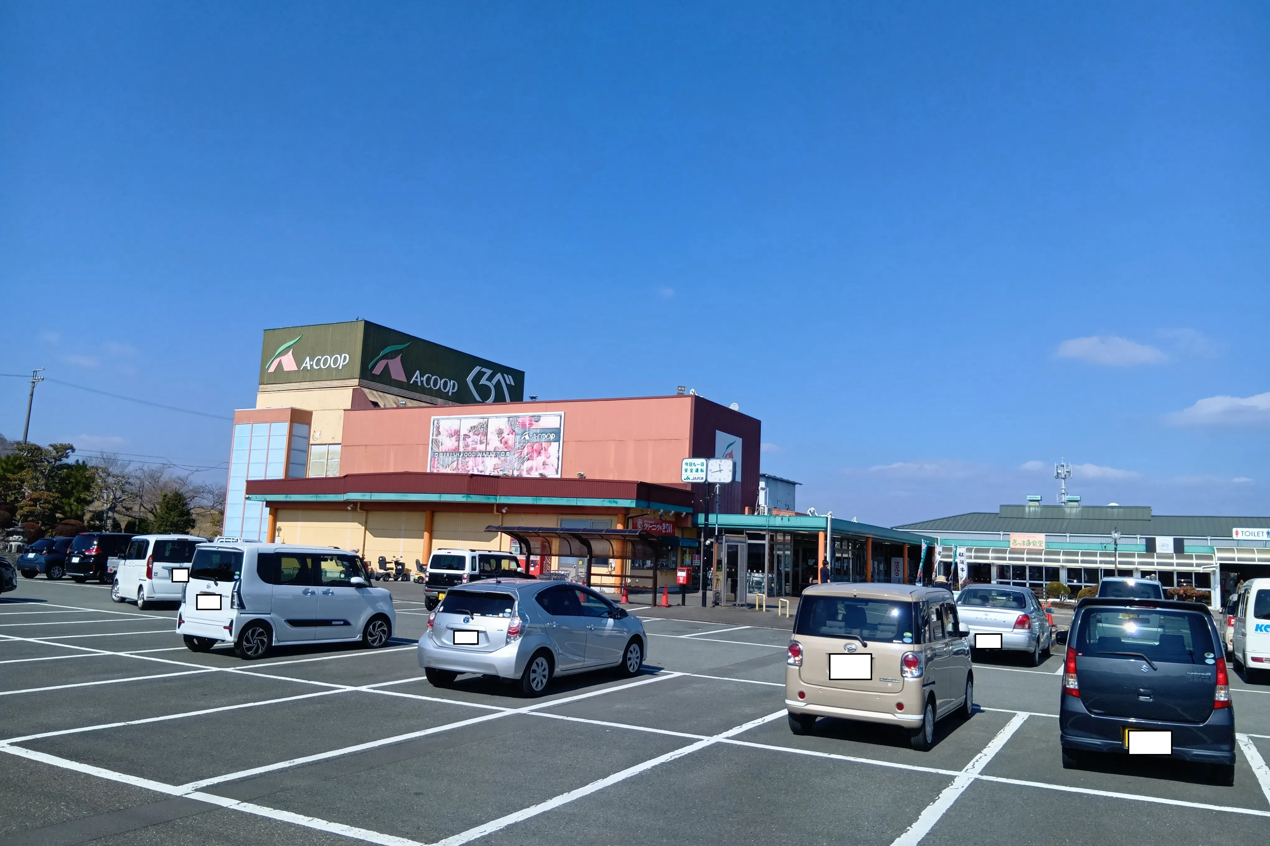 【Aコープくろべ店】食物販や販促イベントに最適な屋外左スペース