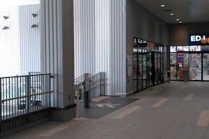 【イオンタウン岡崎美合】プロモーションイベントや各種物販に最適な2階軒下にあるイベントスペース