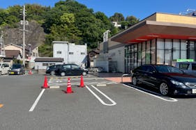 【フレスタ警固屋店】キッチンカーに利用可能な駐車場スペース