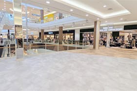 【イオンモール名取】2Fけやきコート(西側)