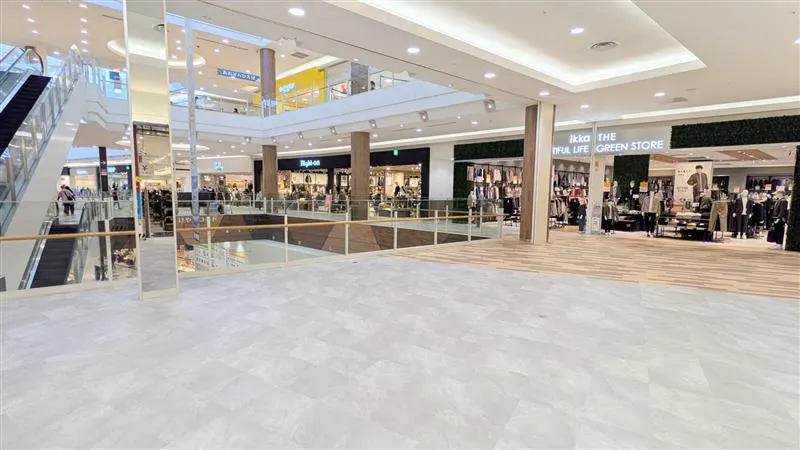 【イオンモール名取】2Fけやきコート(西側)の画像