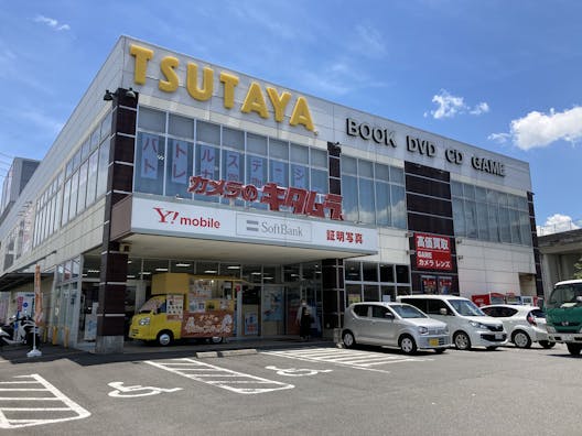 【TSUTAYA光吉店】食物販やプロモーションの実施可能なエントランス前スペース