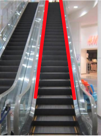 【イオンモールむさし村山】モール内広告 エスカレーター（足もと帯）