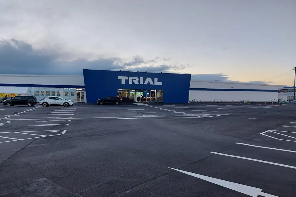 【スーパーセンタートライアル南相馬店】TRIAL南相馬店 販促プロモ活動に最適な『レジ奥スペース』