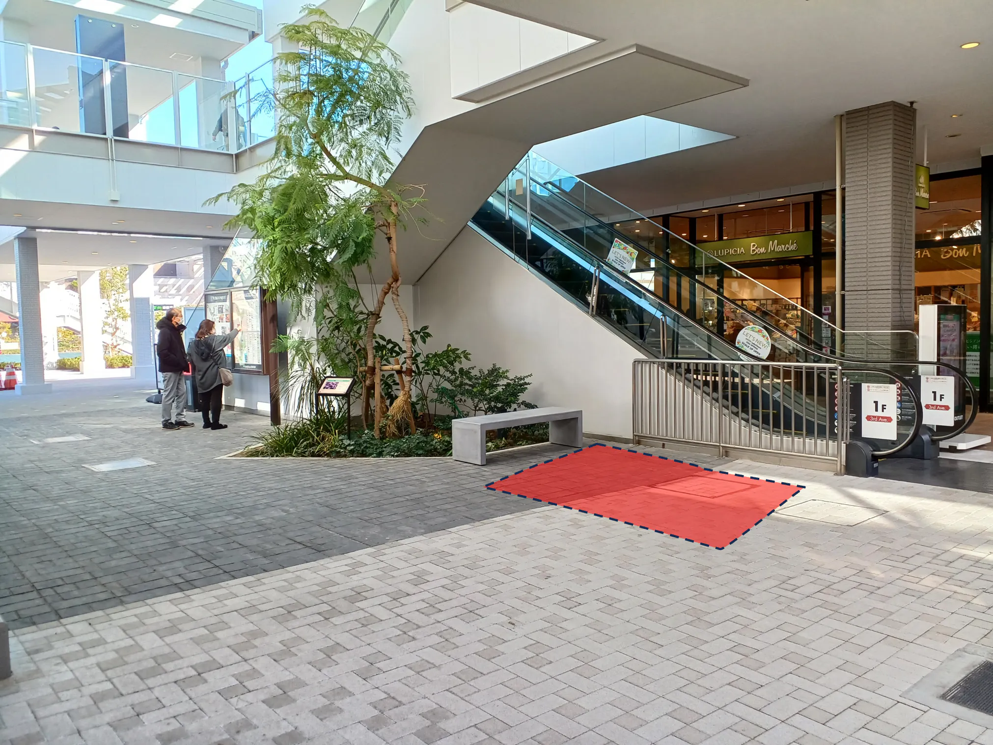 【イオンレイクタウンアウトレット】3rd Ave.1F(ワールド アウトレット前)