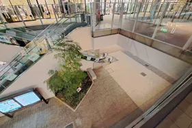 【イオンレイクタウンアウトレット】3rd Ave.1F(ワールド アウトレット前)