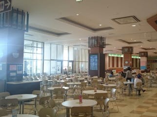 【イオンモール都城駅前】【都城駅前】モール内広告 フードコートテーブルシール