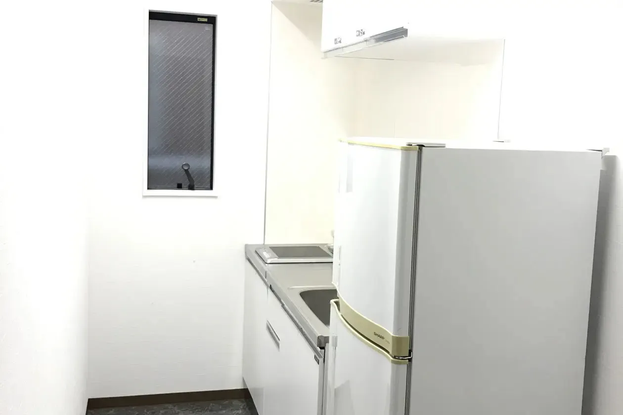【高崎白銀ビル貸会議室】Room2 最大60名収容・モニター付きの60㎡貸し会議室|販売利用OK