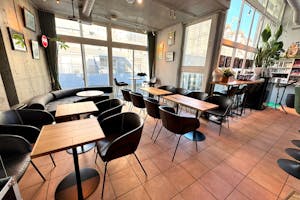 【外苑前駅6分】展示会や受注販売会に最適なテラスも使用できるレンタルスペース