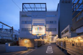 【アソビル:ASOBUILD】アパレルの大規模展示販売会やファッションショー等のイベント実施に最適な駅チカ商業施設2階にある大型イベントスぺース(Room1)