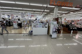 【スーパーセンターオークワ坂祝】プロモーションに利用可能なセルフレジ後ろのスペース