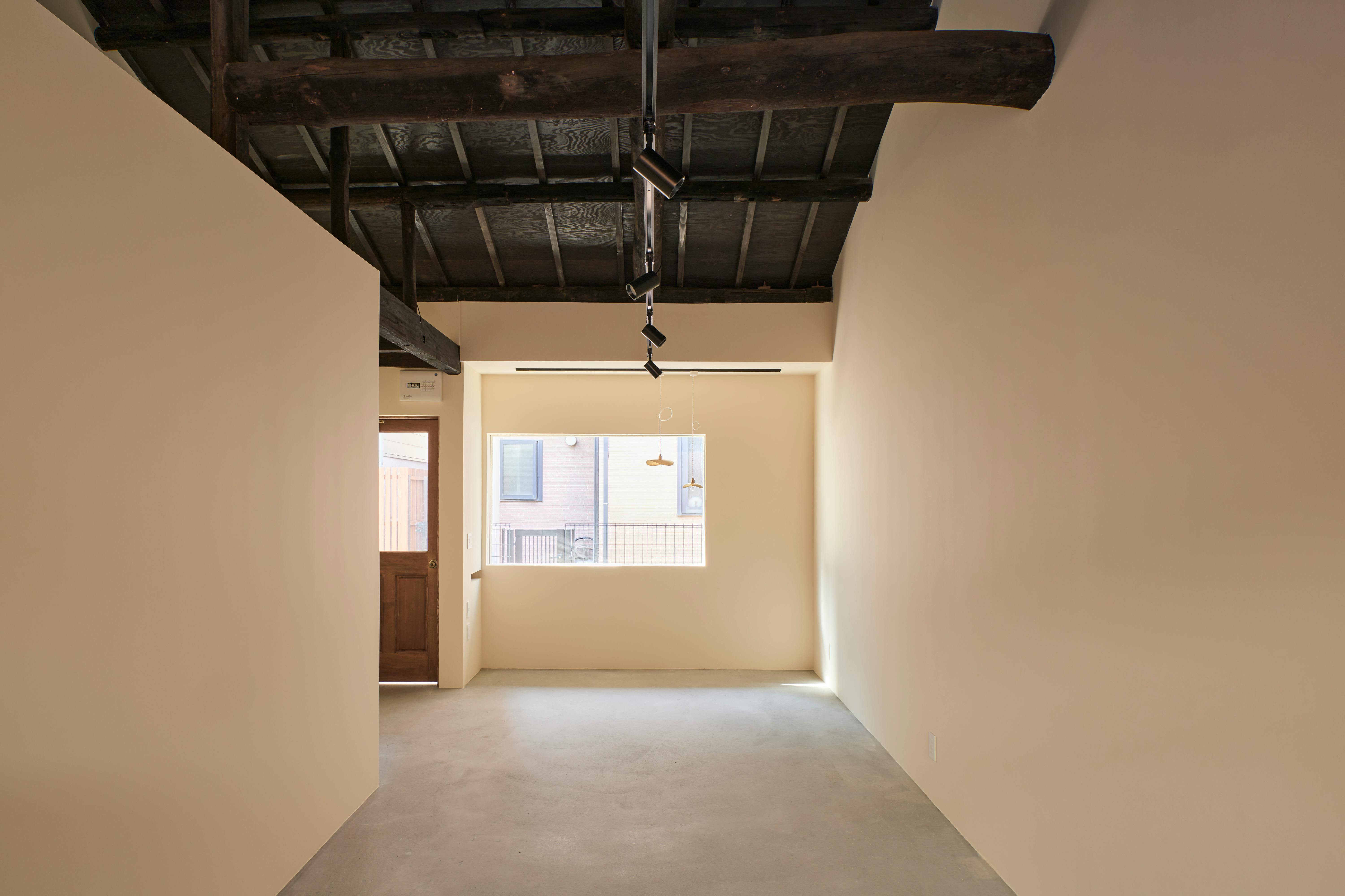 【京都・一乗寺】自然光の入るギャラリー・展示撮影スタジオ｜32㎡＋中庭10㎡｜一乗寺駅徒歩8分