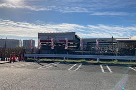 【ユニディ若葉台店】3階駐車場 キッチンカーの出店に最適な屋外駐車場の催事イベントスペース