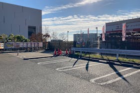 【ユニディ若葉台店】3階駐車場 キッチンカーの出店に最適な屋外駐車場の催事イベントスペース