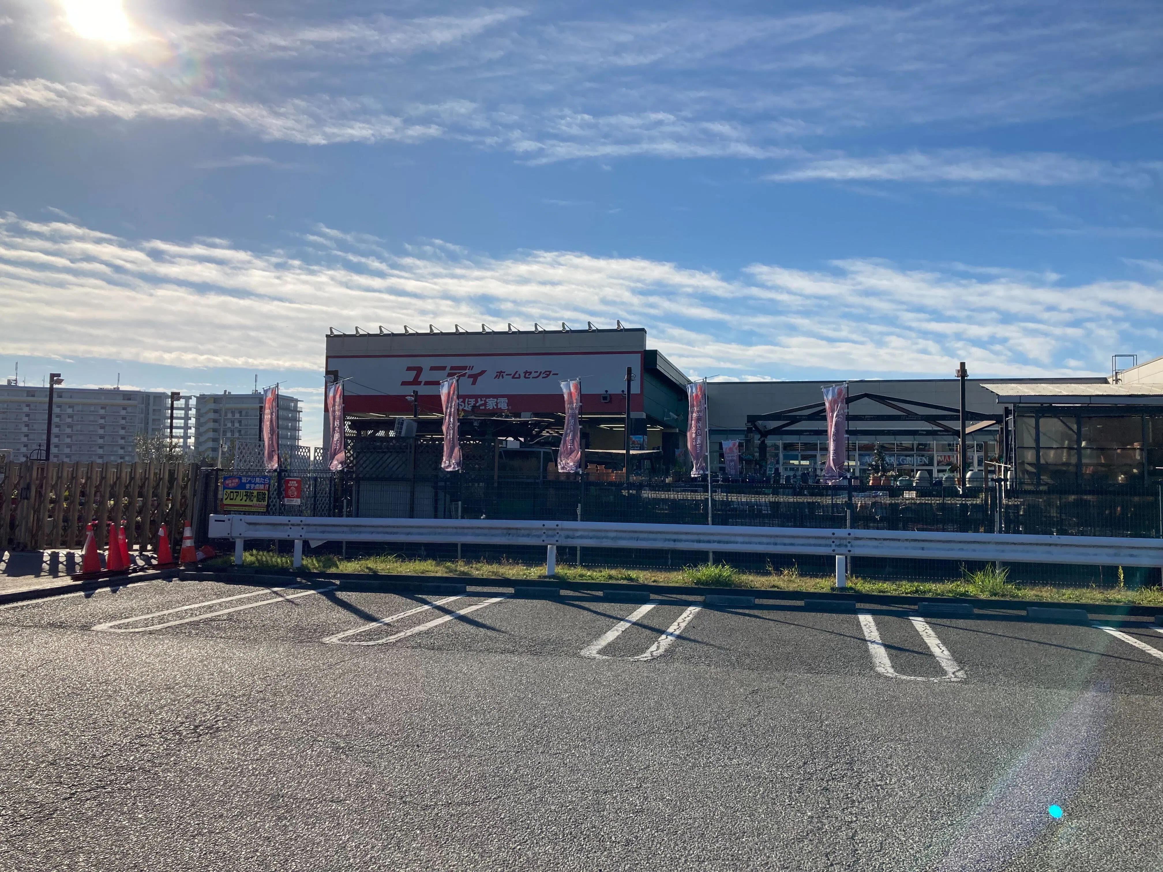 【ユニディ若葉台店】3階駐車場　キッチンカーの出店に最適な屋外駐車場の催事イベントスペース