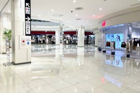 【イオンモール津南】1階つどいの広場横(H&M前)