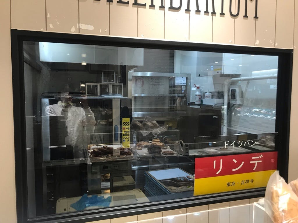 備え付けの菓子厨房