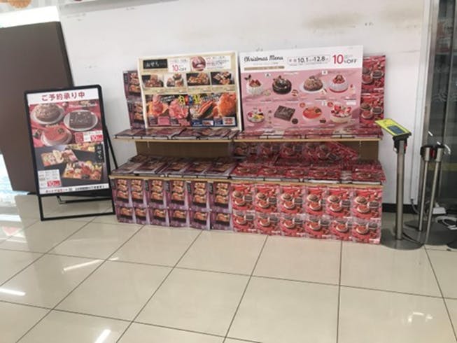 【西友　都賀店】1F入口横　プロモーション用途や物販、食物販のポップアップストアに最適なスーパー店内催事イベントスペース
