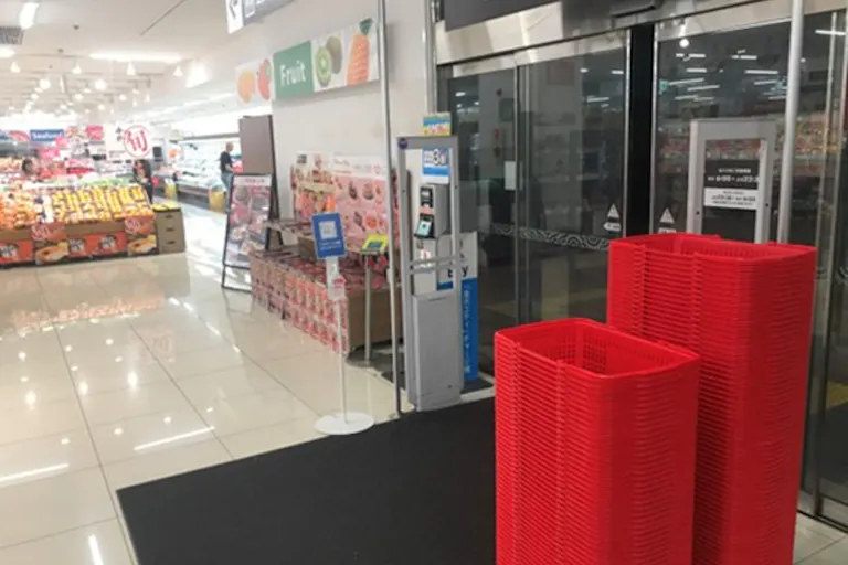 【西友 都賀店】1F入口横 プロモーション用途や物販、食物販のポップアップストアに最適なスーパー店内催事イベントスペースの画像3