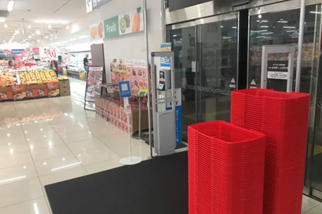 【西友 都賀店】1F入口横 プロモーション用途や物販、食物販のポップアップストアに最適なスーパー店内催事イベントスペース