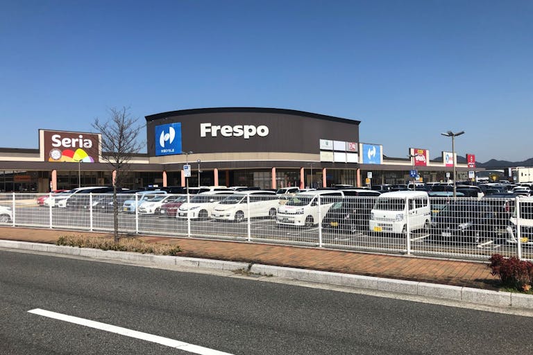 【フレスポ西風新都】販促プロモーションやキッチンカー等の物販イベント利用が可能なフレスポ広場前駐車場①の画像2