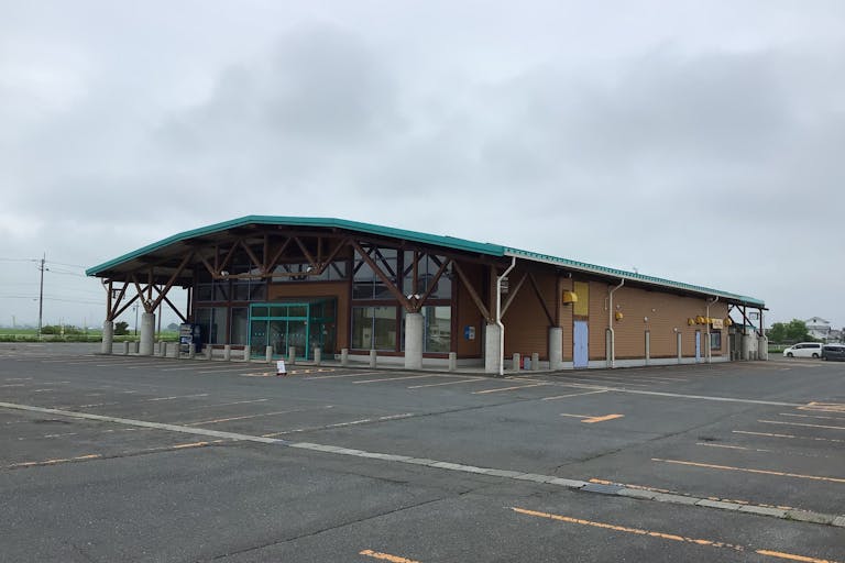 【ダイナム宮城加美店】キッチンカーやプロモーションに最適なアミューズメント施設のイベントスペース(店舗駐車場(付属棟側))の画像8