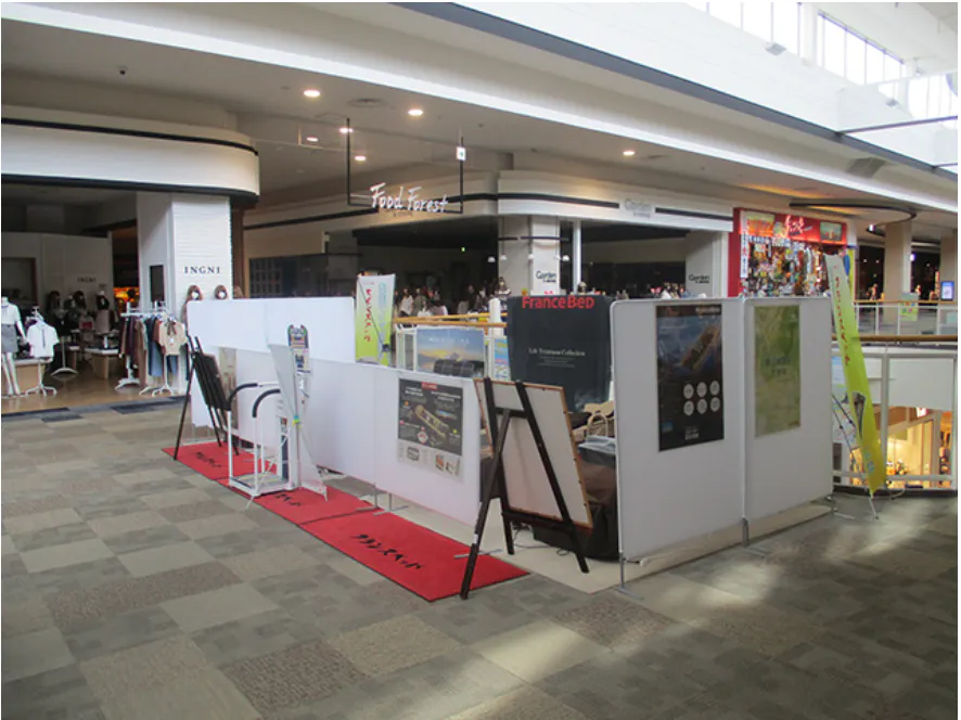 【イオンモール宮崎】西Cブリッジ(イング前西側)