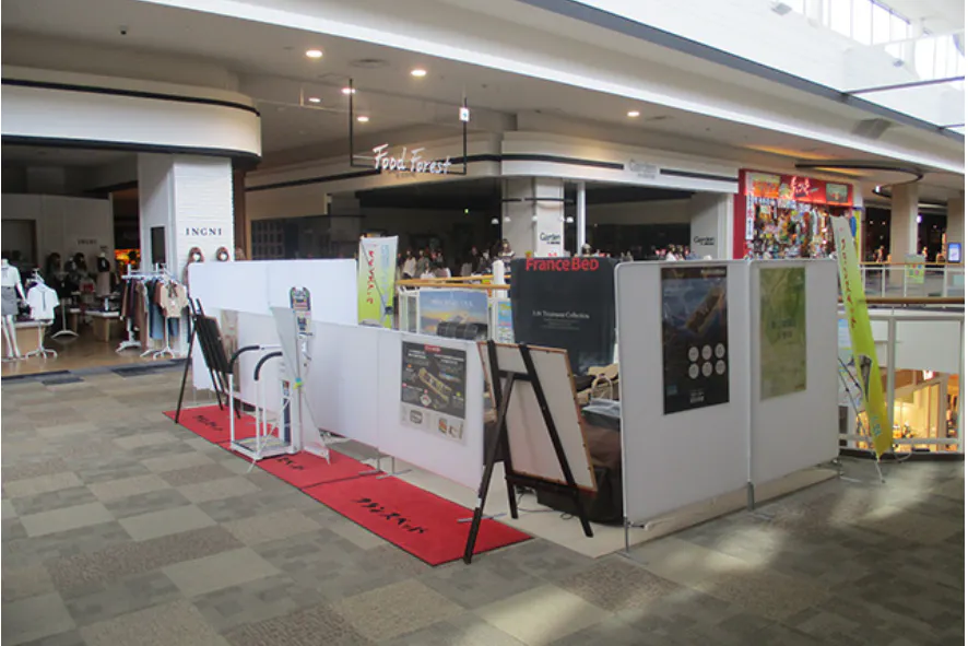 【イオンモール宮崎】西Cブリッジ(イング前西側)