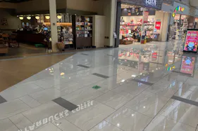 【イオンモール伊丹】1F スターバックスコーヒー前