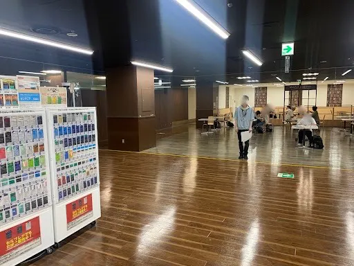 【メガセンタートライアル旭川店】プロモーションやポップアップストアに活用可能な店内イートインスペースの画像