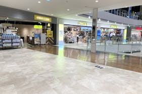 【イオンモール新利府】2階 モール北エスカレーター前