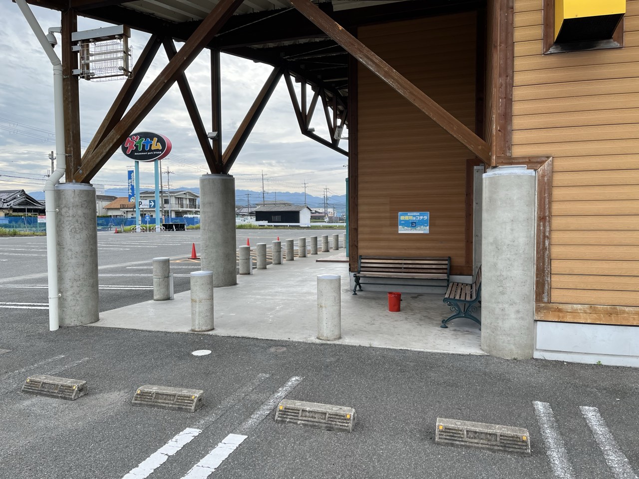 【ダイナム大阪泉佐野店】キッチンカーやプロモーションでの出店に最適なアミューズメント施設のイベントスペース