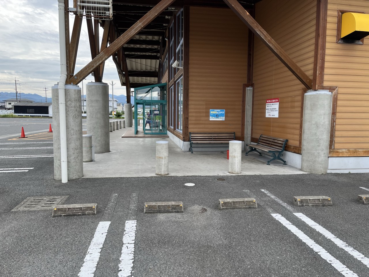 【ダイナム大阪泉佐野店】キッチンカーやプロモーションでの出店に最適なアミューズメント施設のイベントスペース