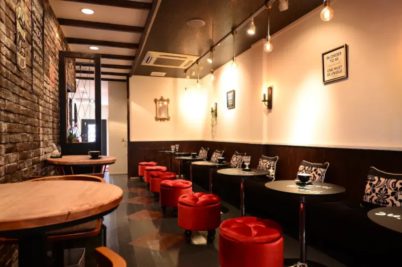 【徳島駅8分】展示会や撮影に適したお洒落な内装のイベントスペース