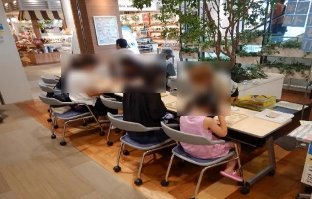 【ララガーデン長町】2階南側エスカレーター(A)