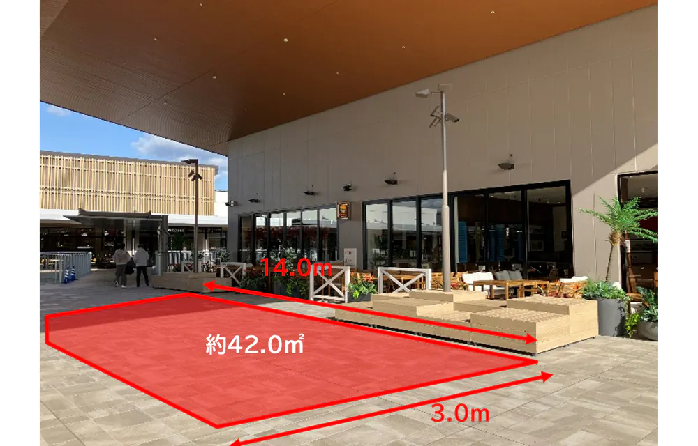 【三井アウトレットパーク 岡崎】大屋根テラス北エリア