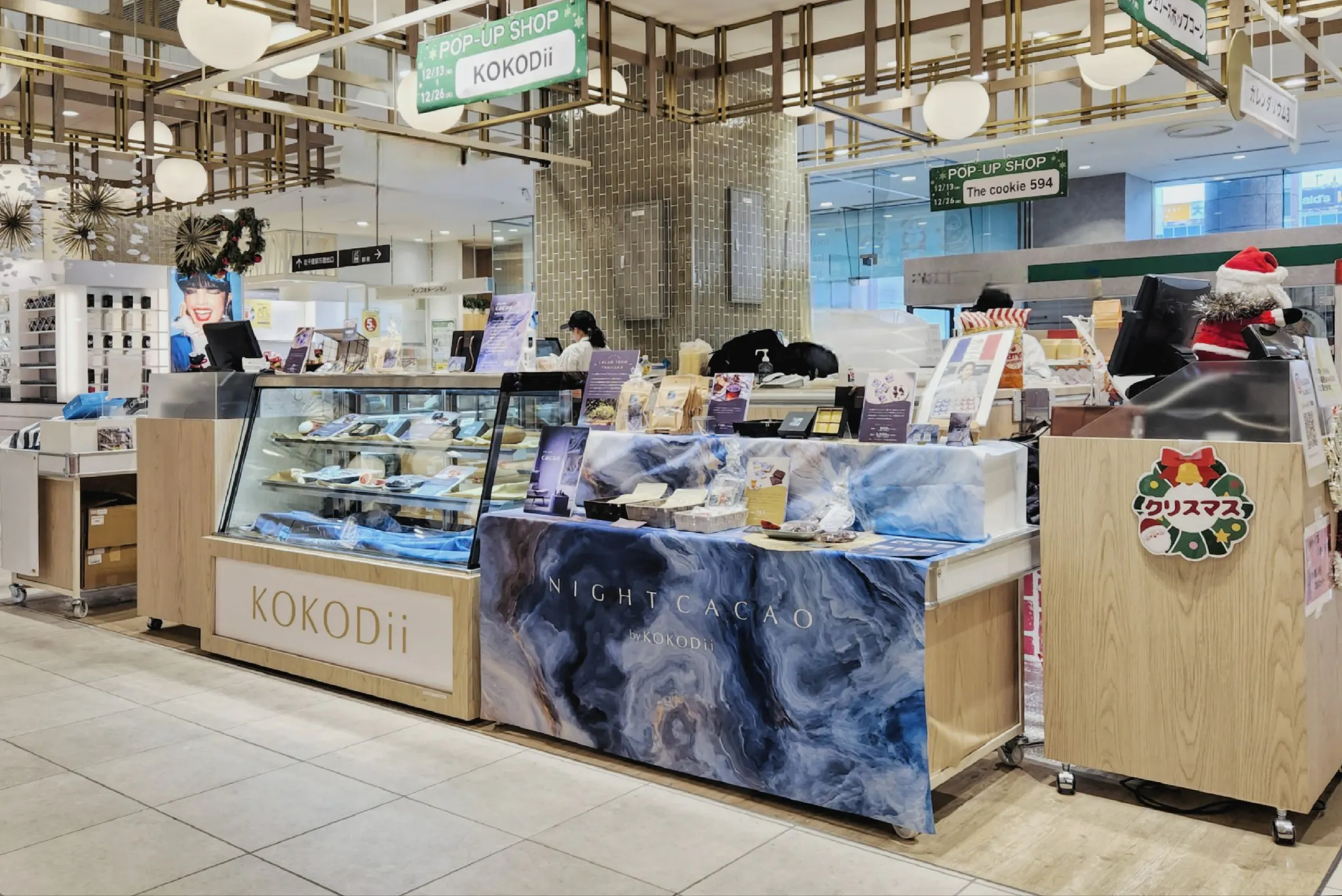 【北千住マルイ】2階 カレンダリウムF11【食物販・物産展】店内入って正面、什器完備の好立地スペース