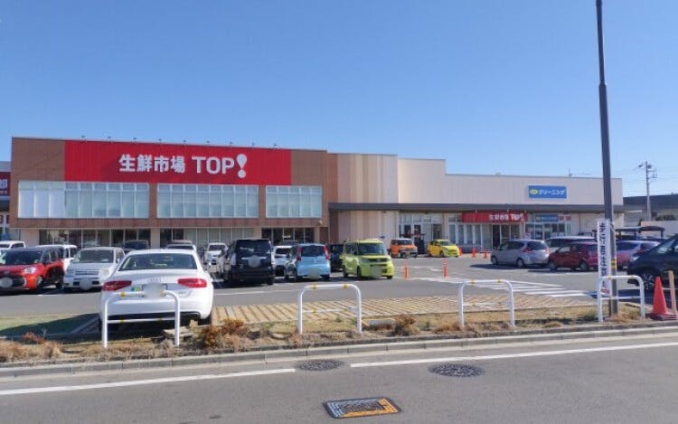 【生鮮市場TOP柏の葉】プロモーションに利用可能な1階屋外入口付近駐車場脇スペース(屋根なし)