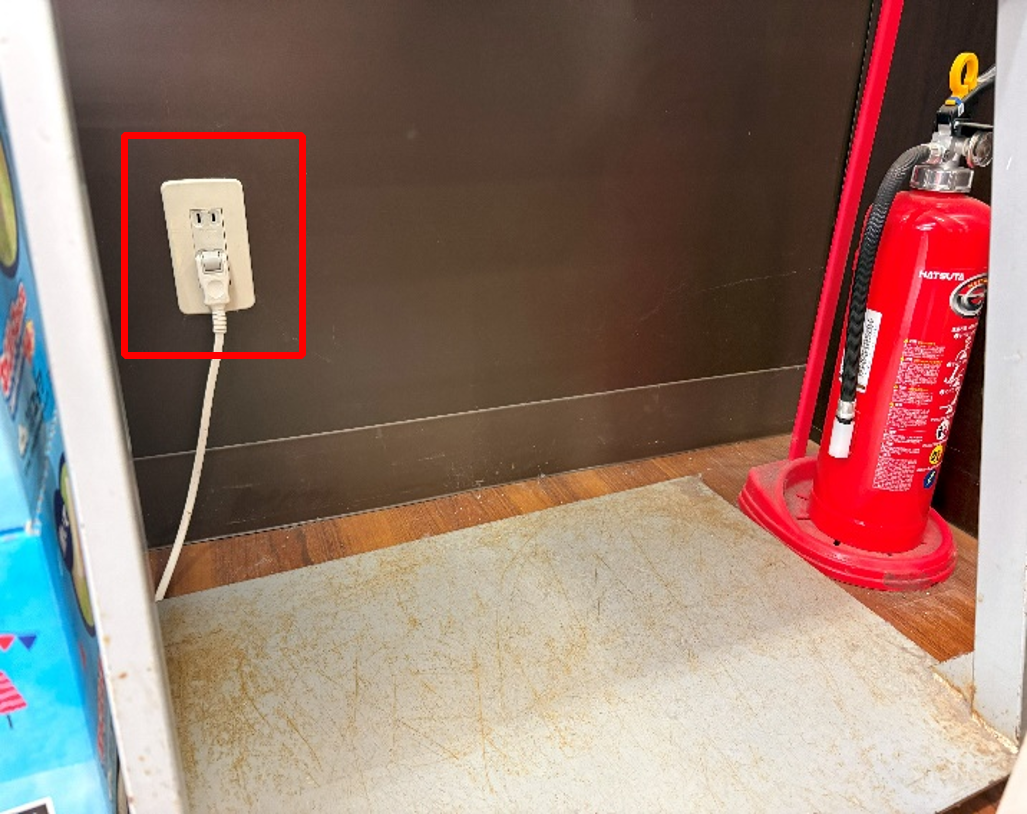 【マックスバリュ琴丘店】店舗入口脇（中） 販促プロモーションや物販に最適なスーパー店内催事イベントスペースの画像7