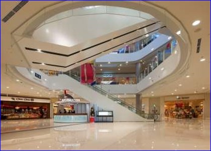 【イオンモール東員】1階 ヒバリコート